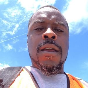 Meet your Posher, Derek